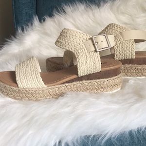 Women’s Sandals